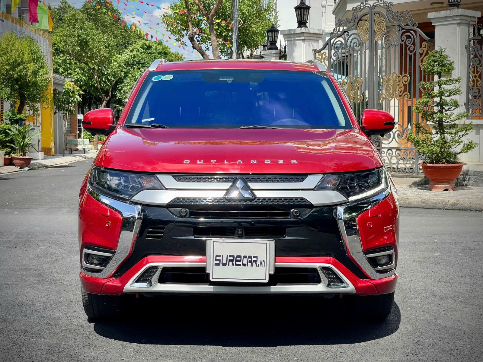 MITSUBISHI OUTLANDER 2.0CVT Premium-bản cao cấp (ĐÃ BÁN)