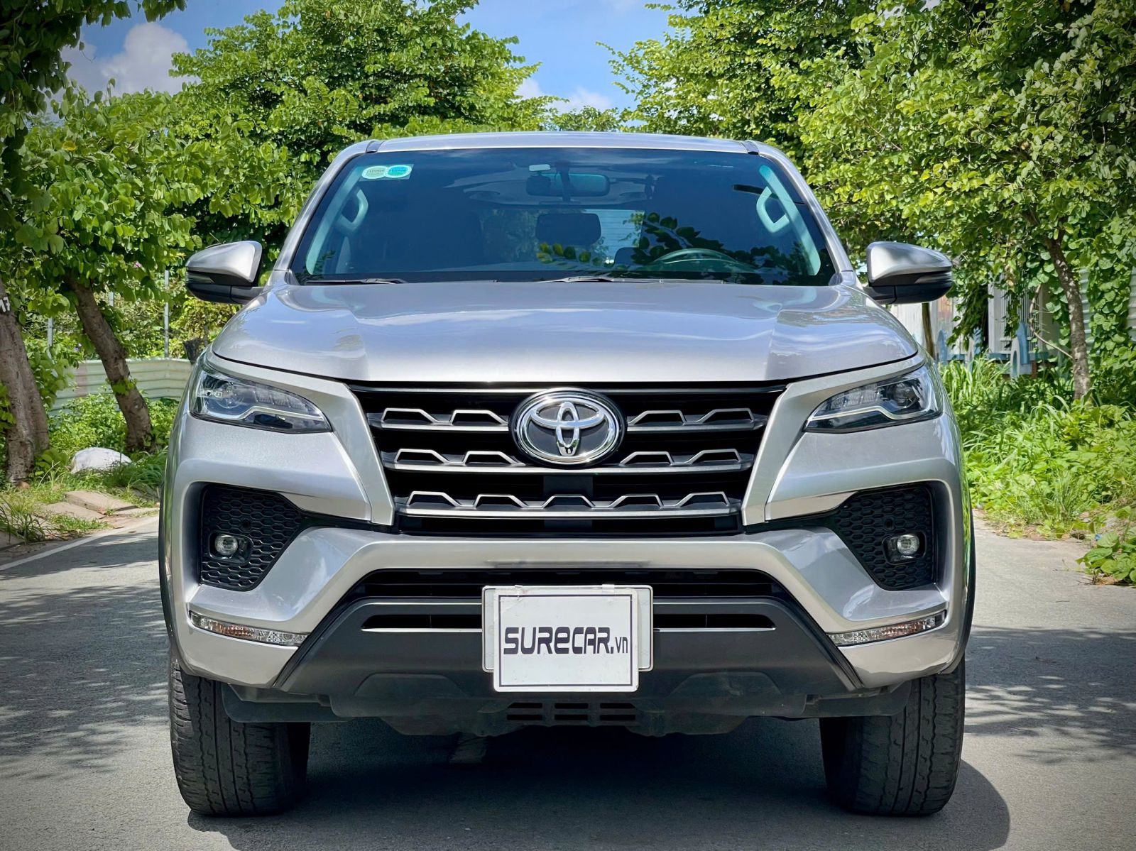 TOYOTA FORTUNER 2.4G MT Diesel (4x2) (ĐANG BÁN)