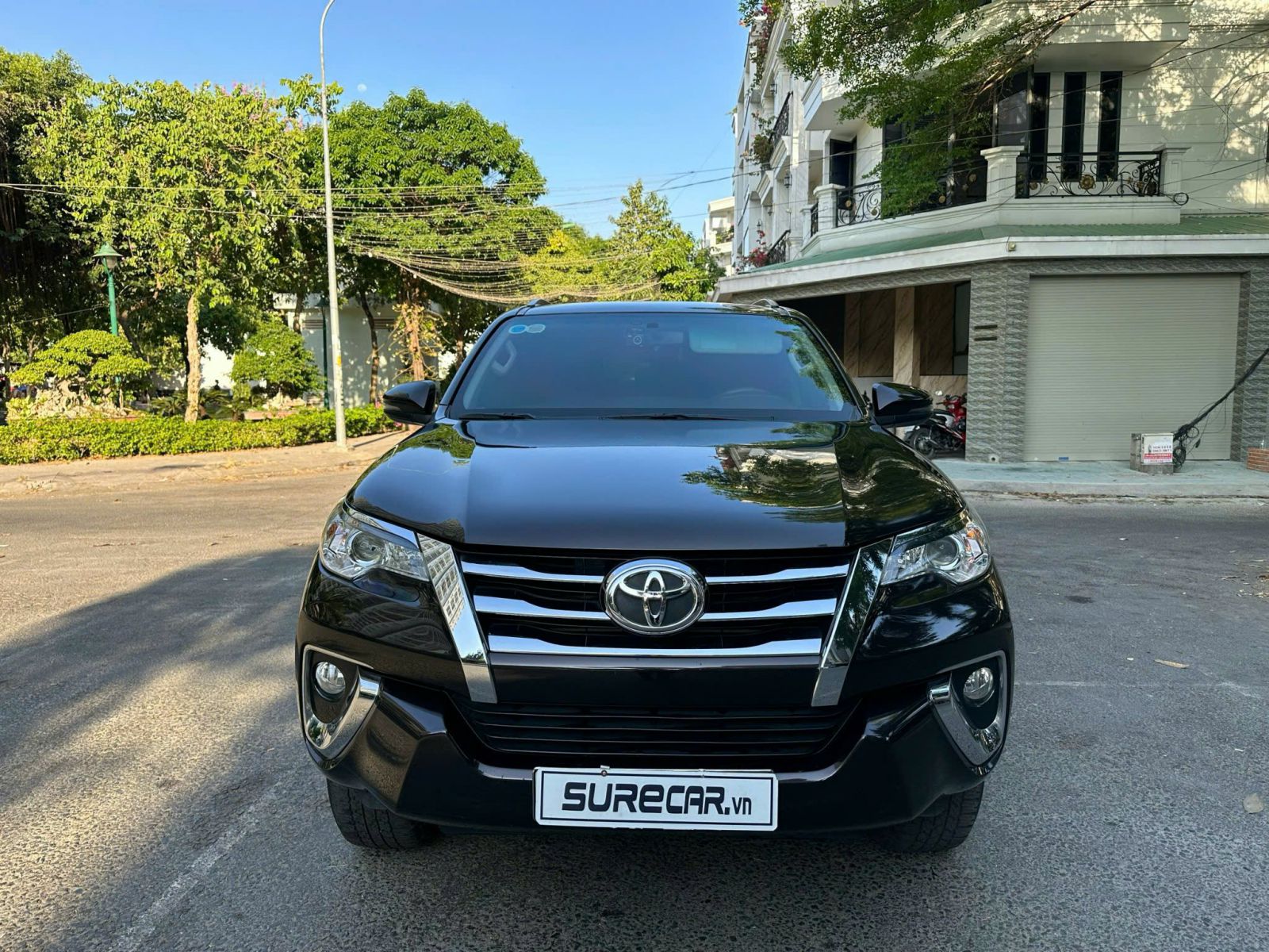 TOYOTA FORTUNER 2.4G AT Diesel (4x2) (ĐANG BÁN)