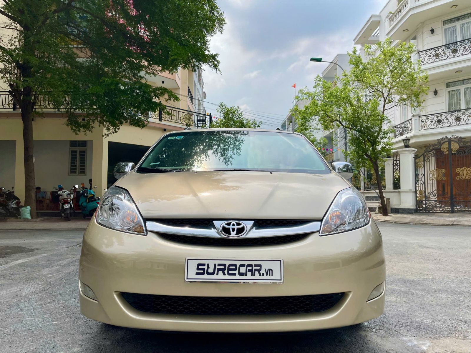 TOYOTA SIENNA 3.5 V6 nhập Mỹ (ĐANG BÁN)