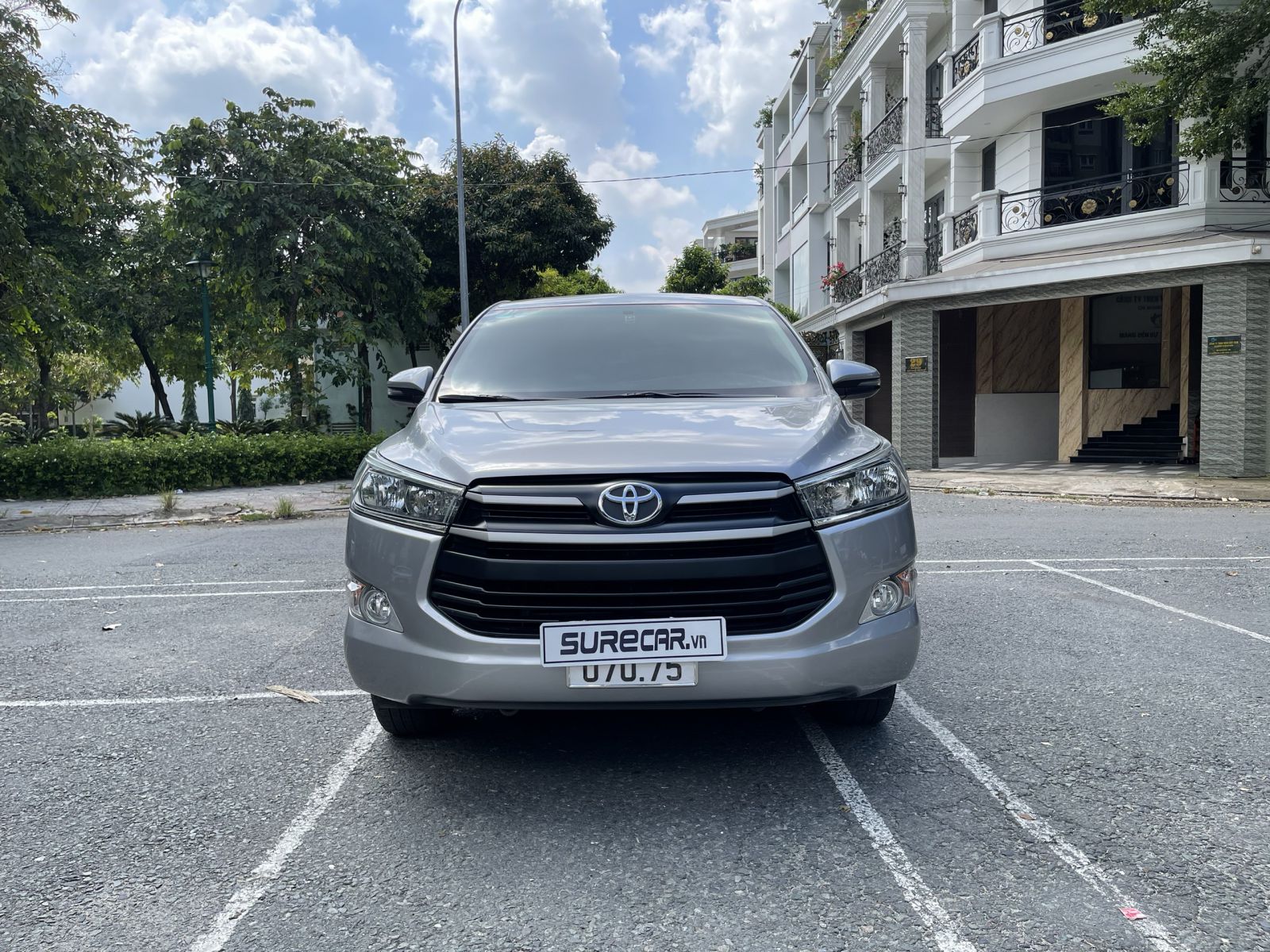 TOYOTA INNOVA E 2019 BẠC (Đã bán)